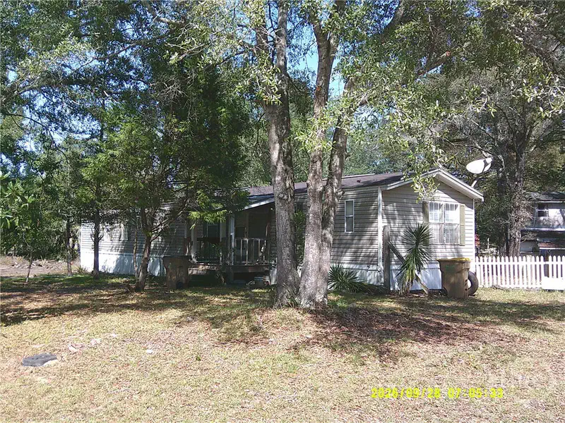 129 Edgewater Drive — photo