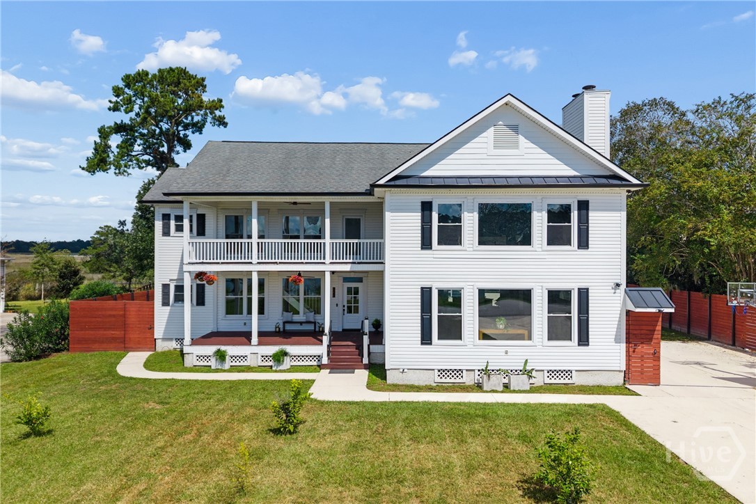 223 Lakeshore Drive — photo