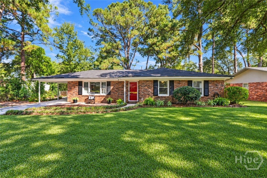520 Red Oak Drive — photo