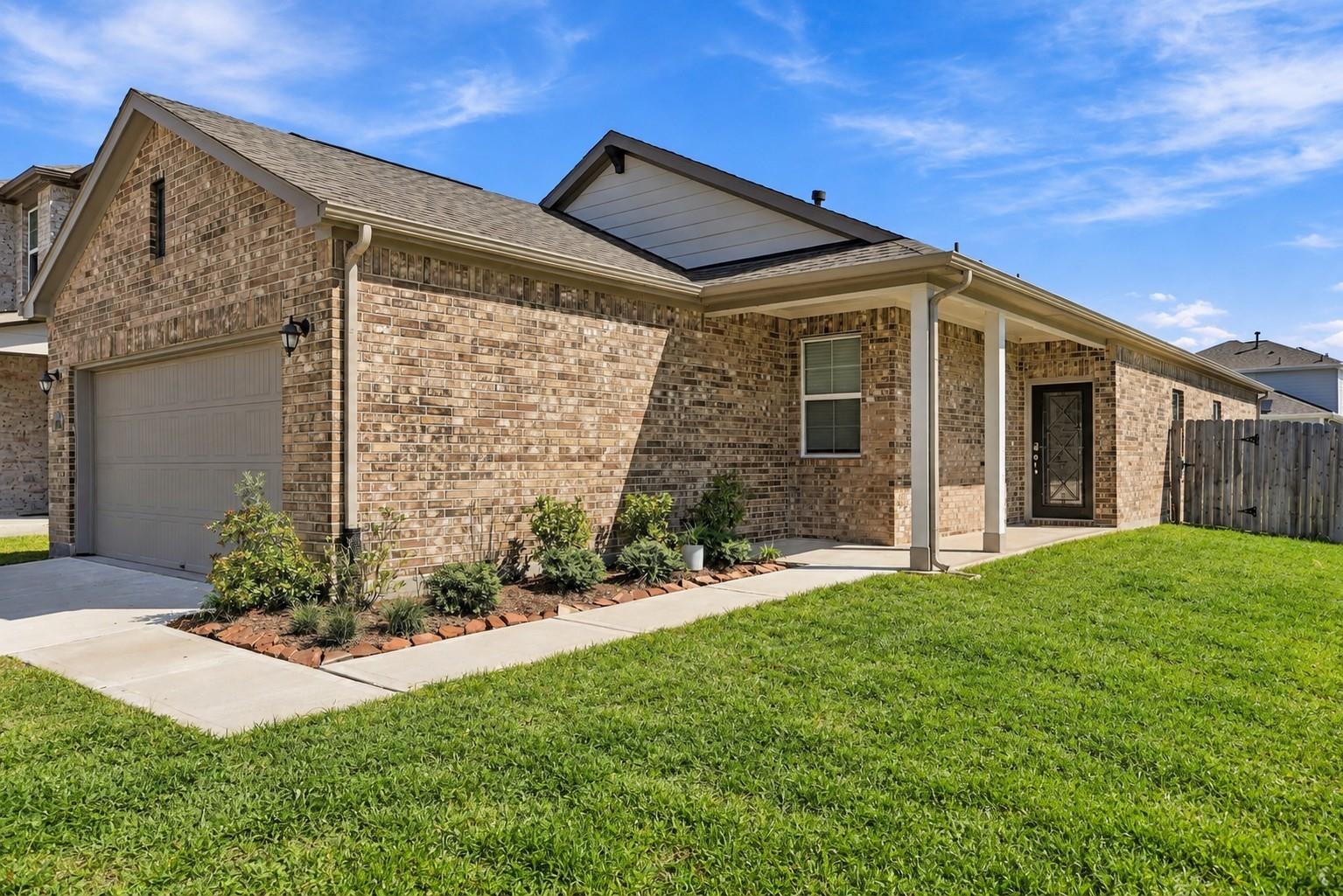 5702 Fresh View Court — photo