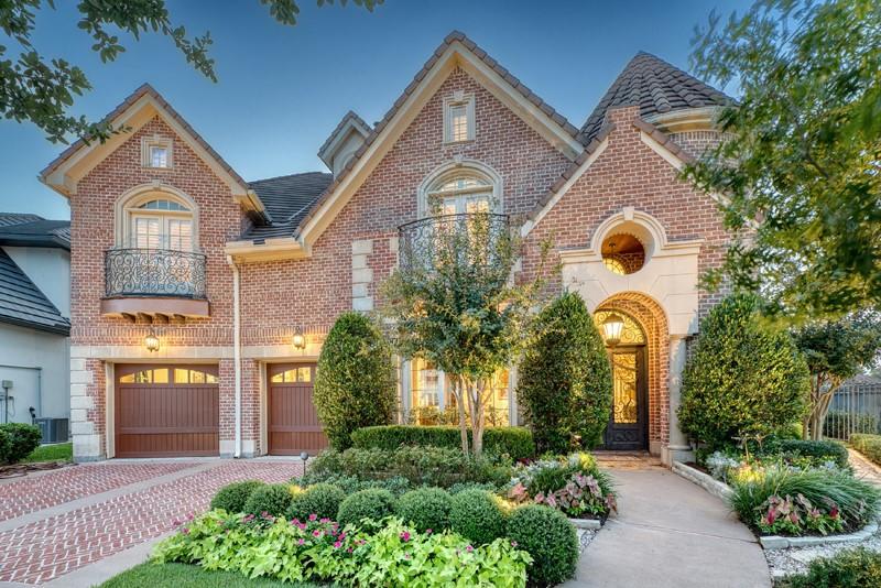 1007 Wavecrest Court — photo