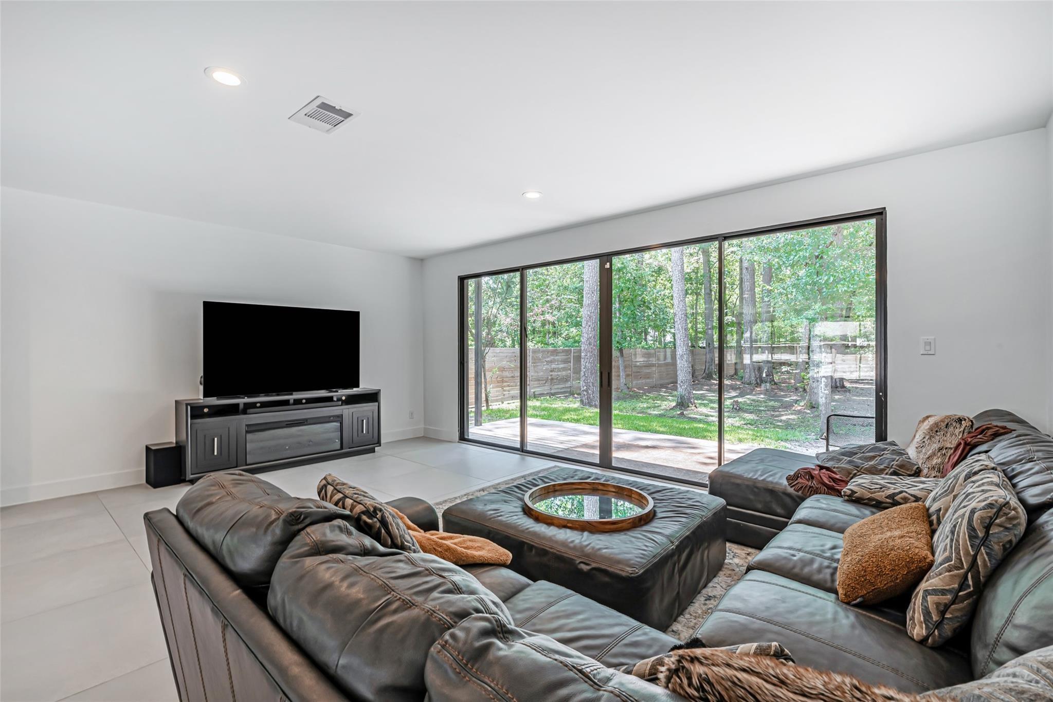 1601 Beech Drive — photo