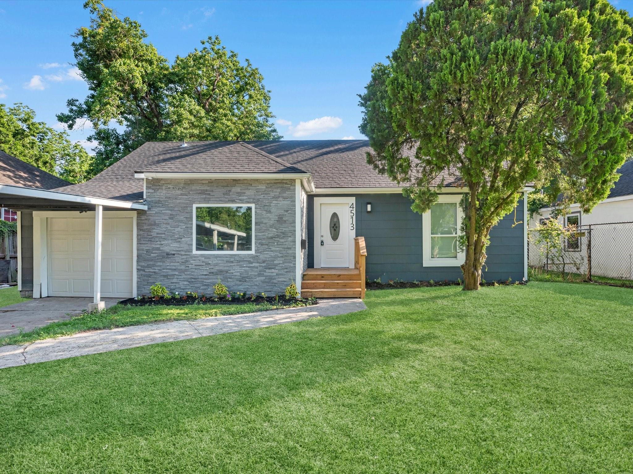 4513 Normandy Way — photo