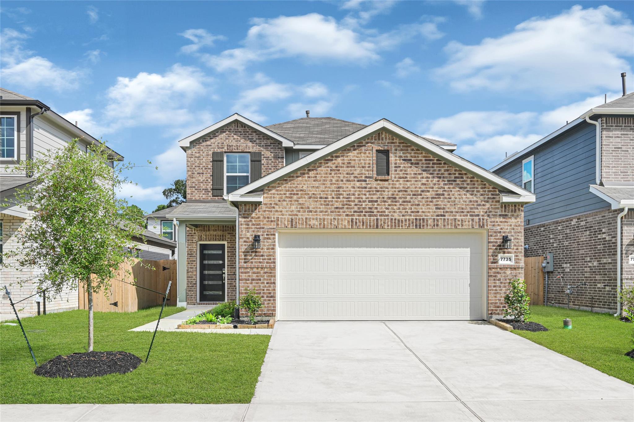 7735 Bergamot Circle — photo