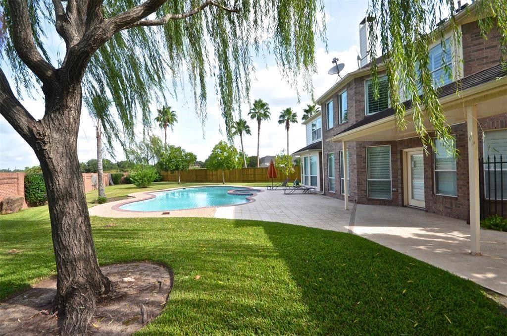 5802 Sage River Court — photo