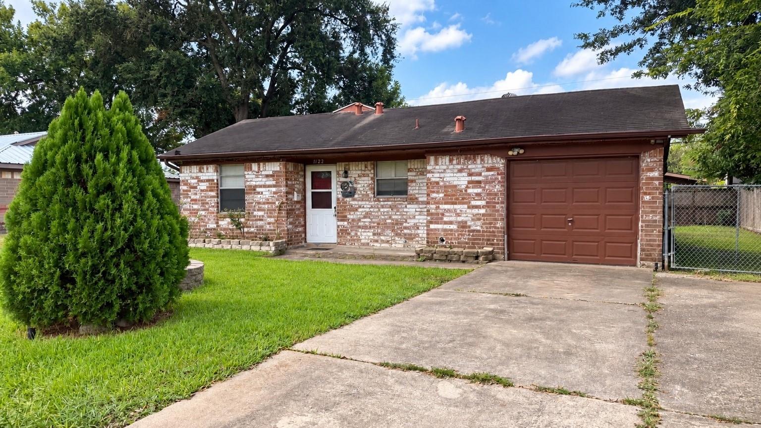 1122 Mitchell Road, Houston, TX 77037 — photo 2