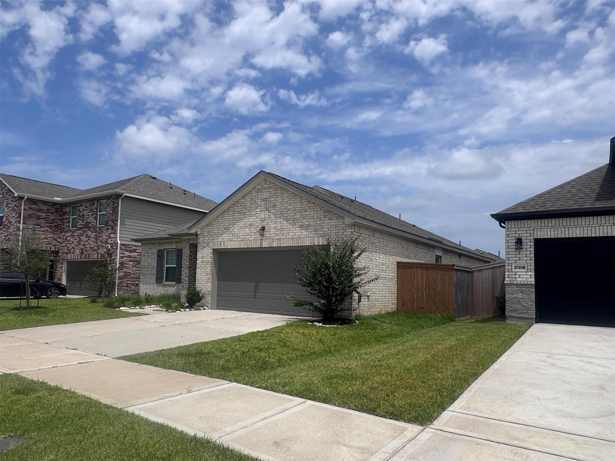 27310 Clear Breeze Drive — photo