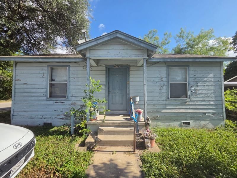 2135 W Wildwood Drive — photo