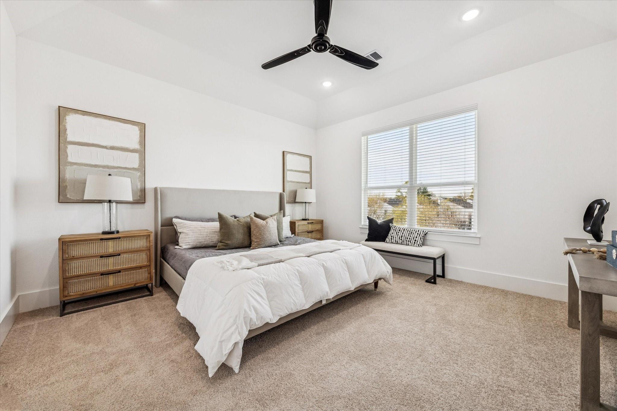 5612 Azores — photo