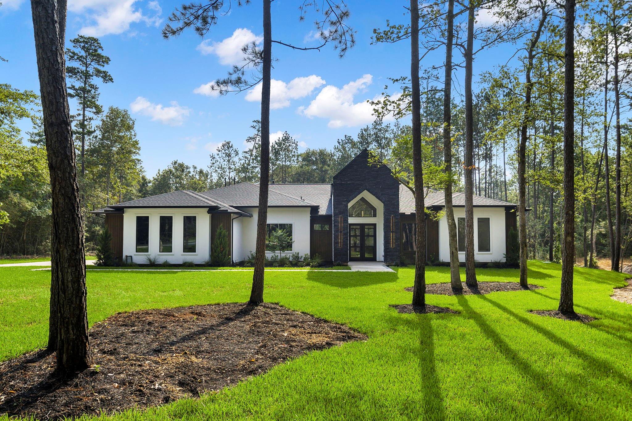 15868 Wooded Trail Way — photo