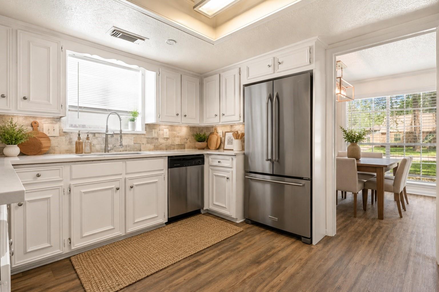 15015 Gladebrook Drive — photo