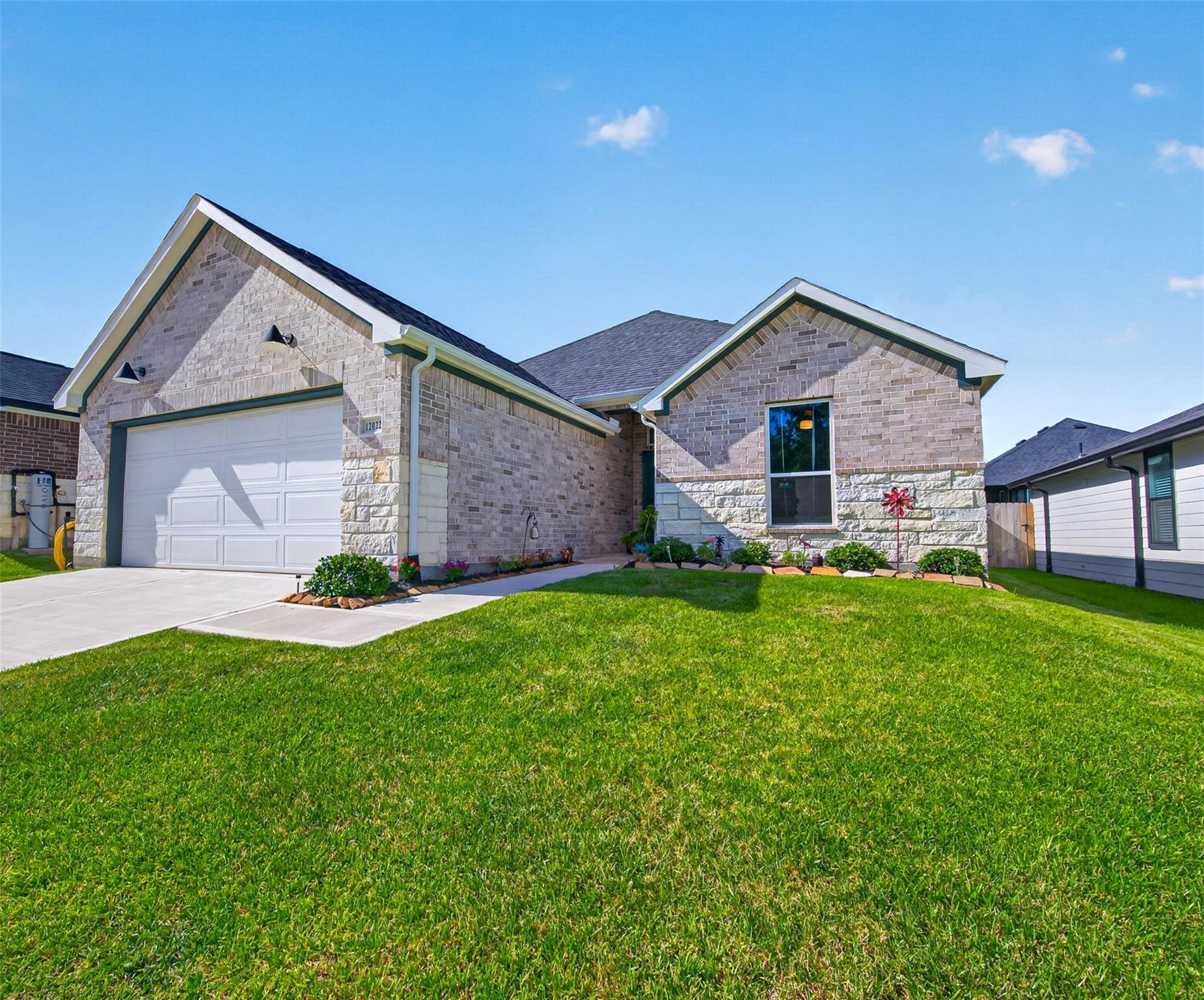 12022 Noble Heart Drive — photo