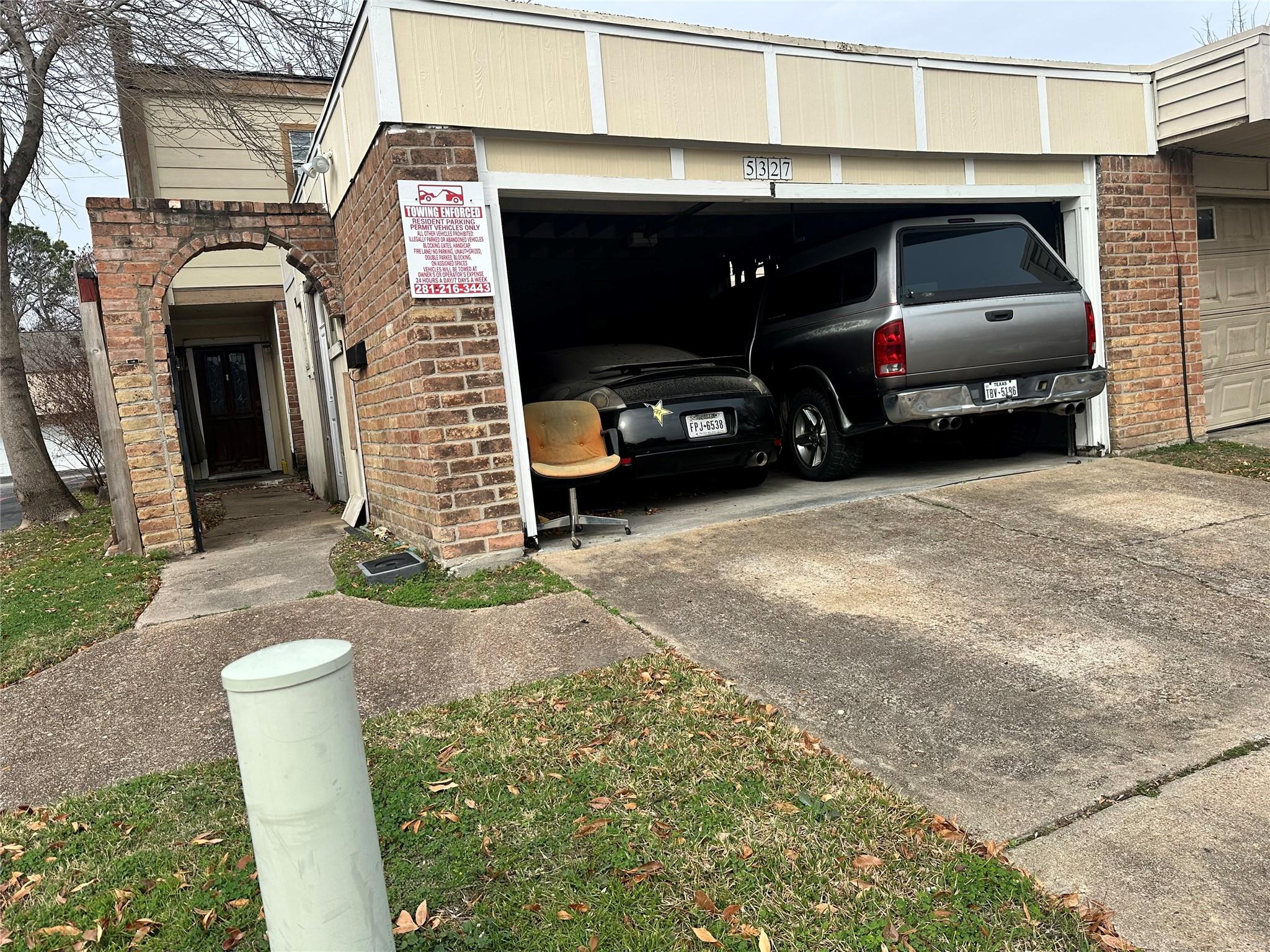 5327 Lost Forest Drive #5327 — photo
