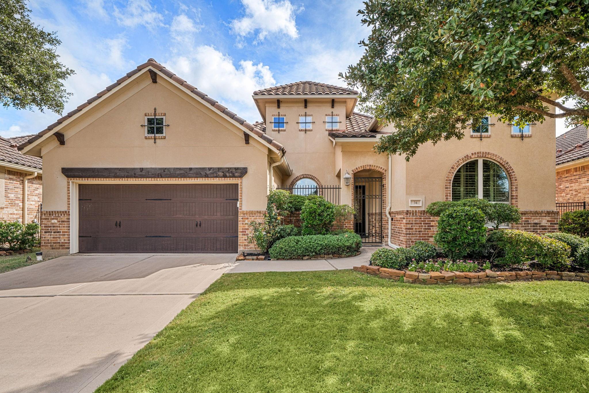 34 Edgemont Court — photo