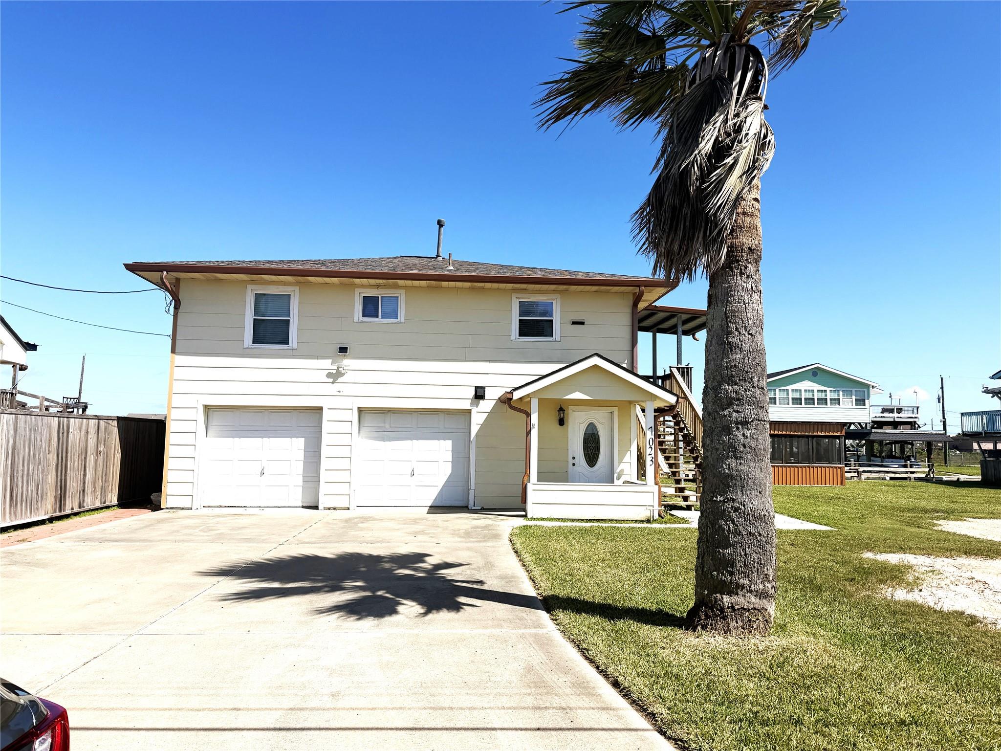 7023 W Hunter Drive — photo