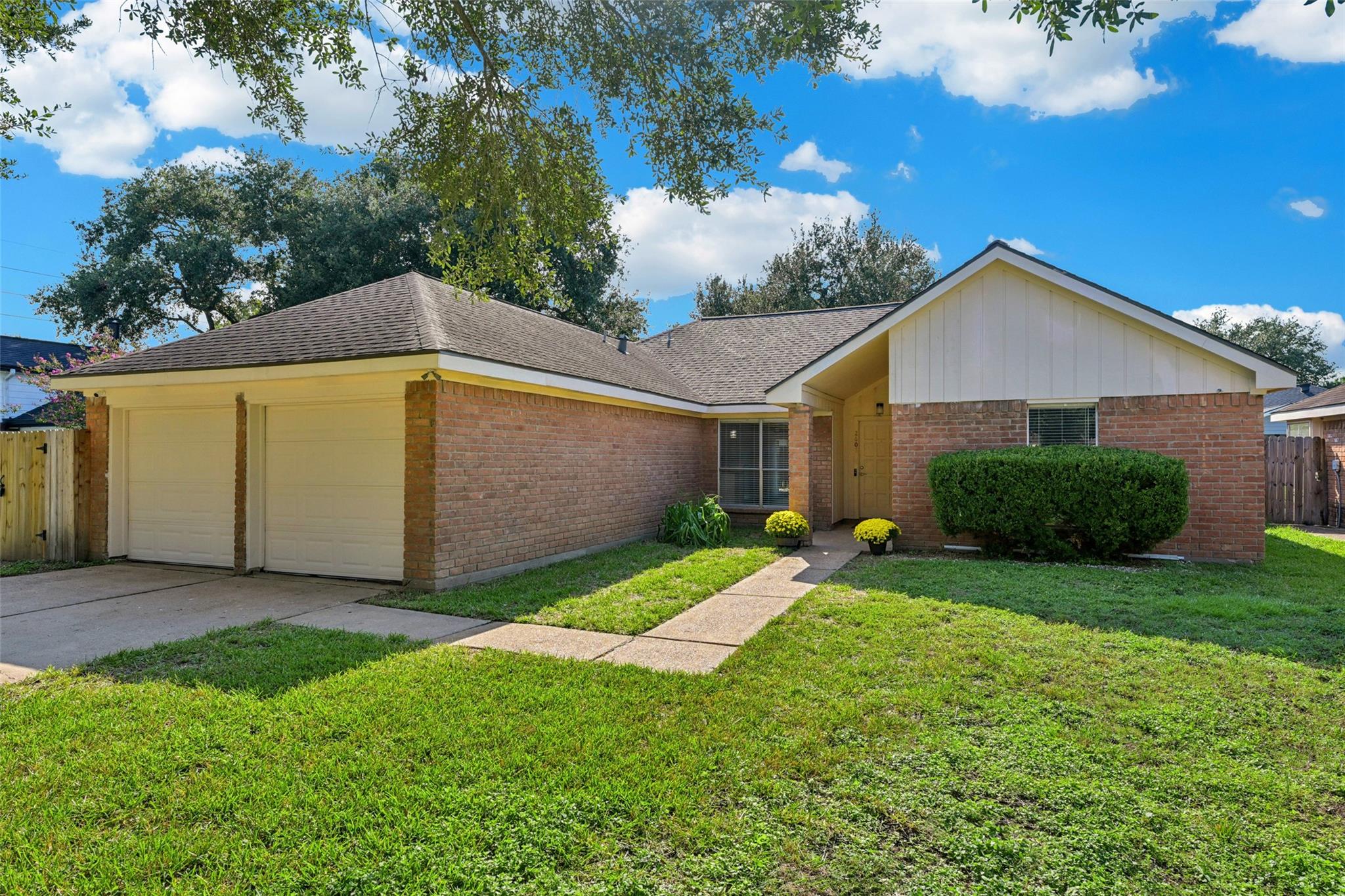 2605 Elder Road — photo