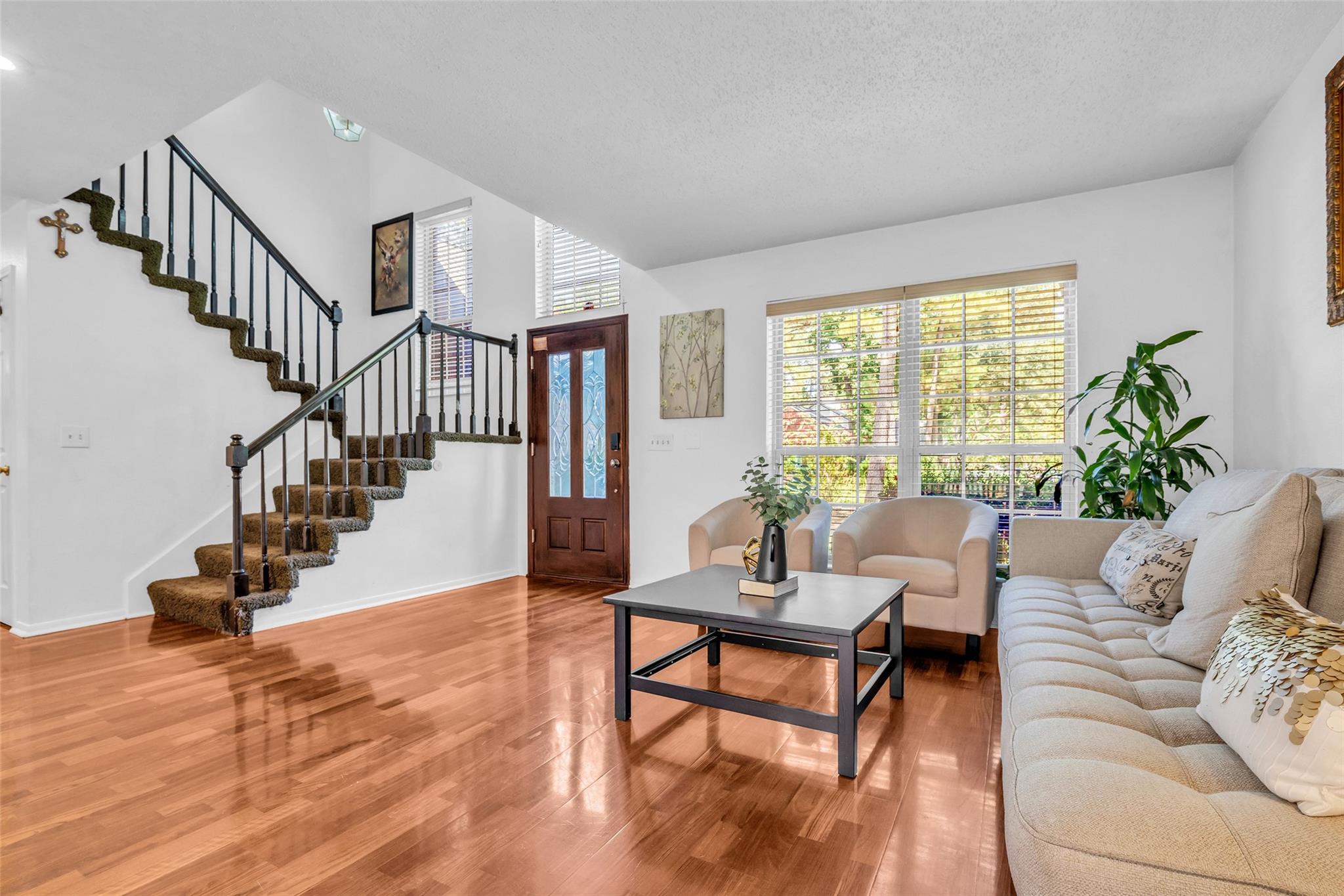 15 E Stony Bridge Circle, The Woodlands, TX 77381 — photo 2