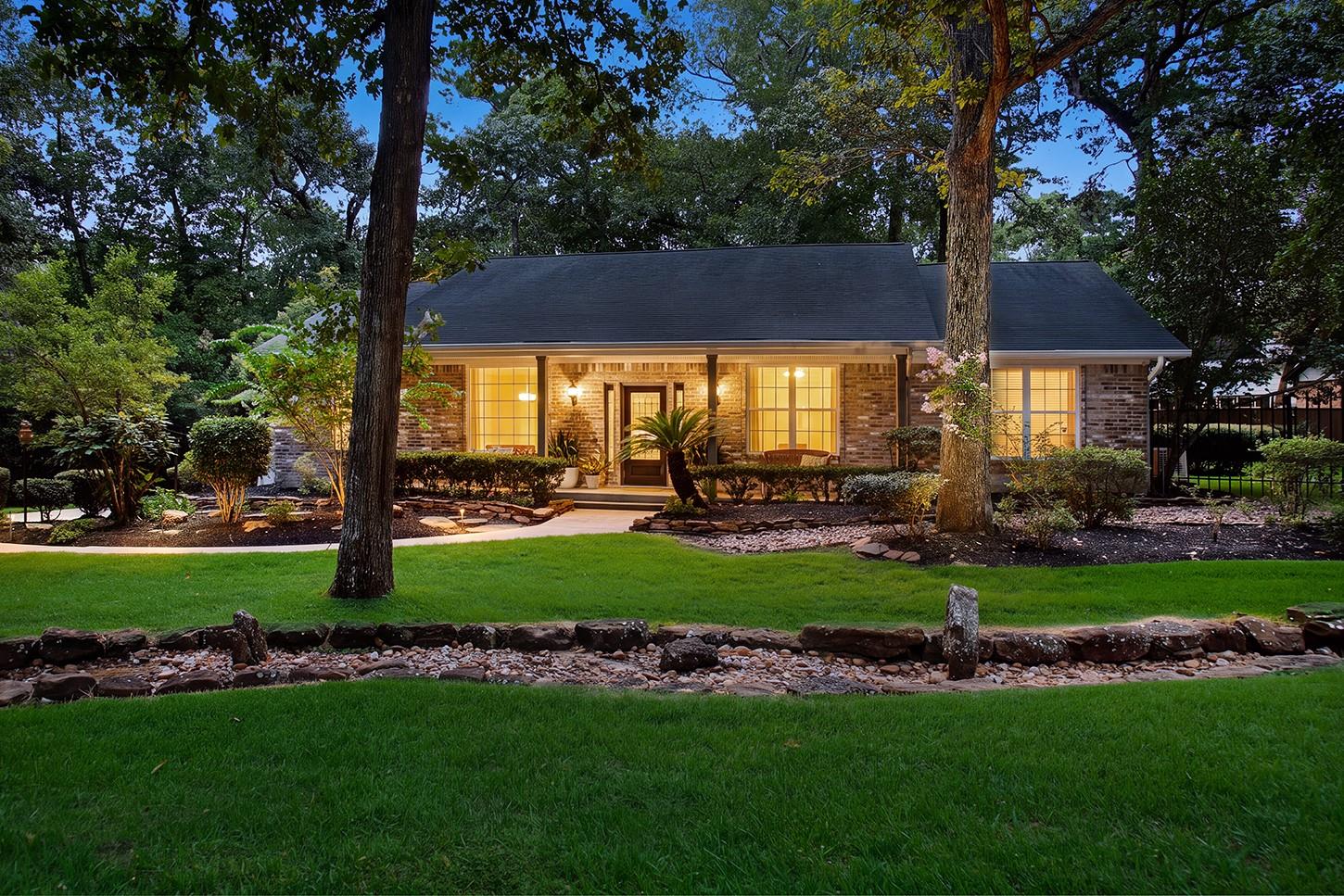 10117 Shady Hollow Drive — photo