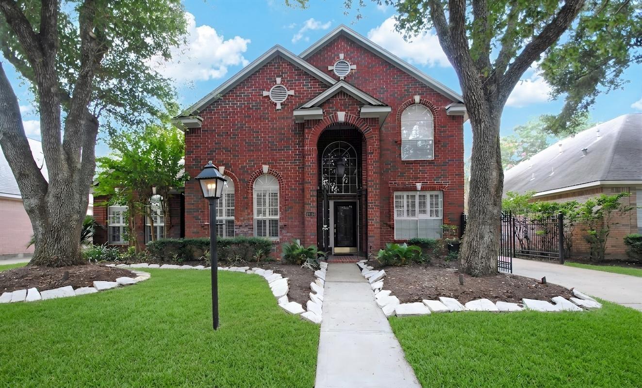 2714 Gregway Lane — photo