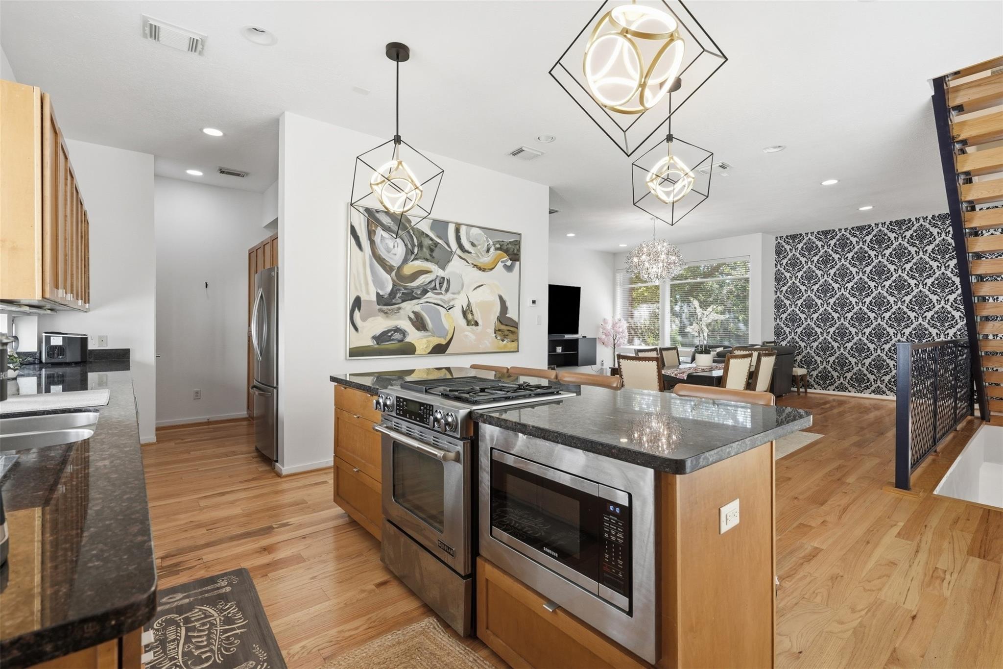 2718 Jackson Street — photo