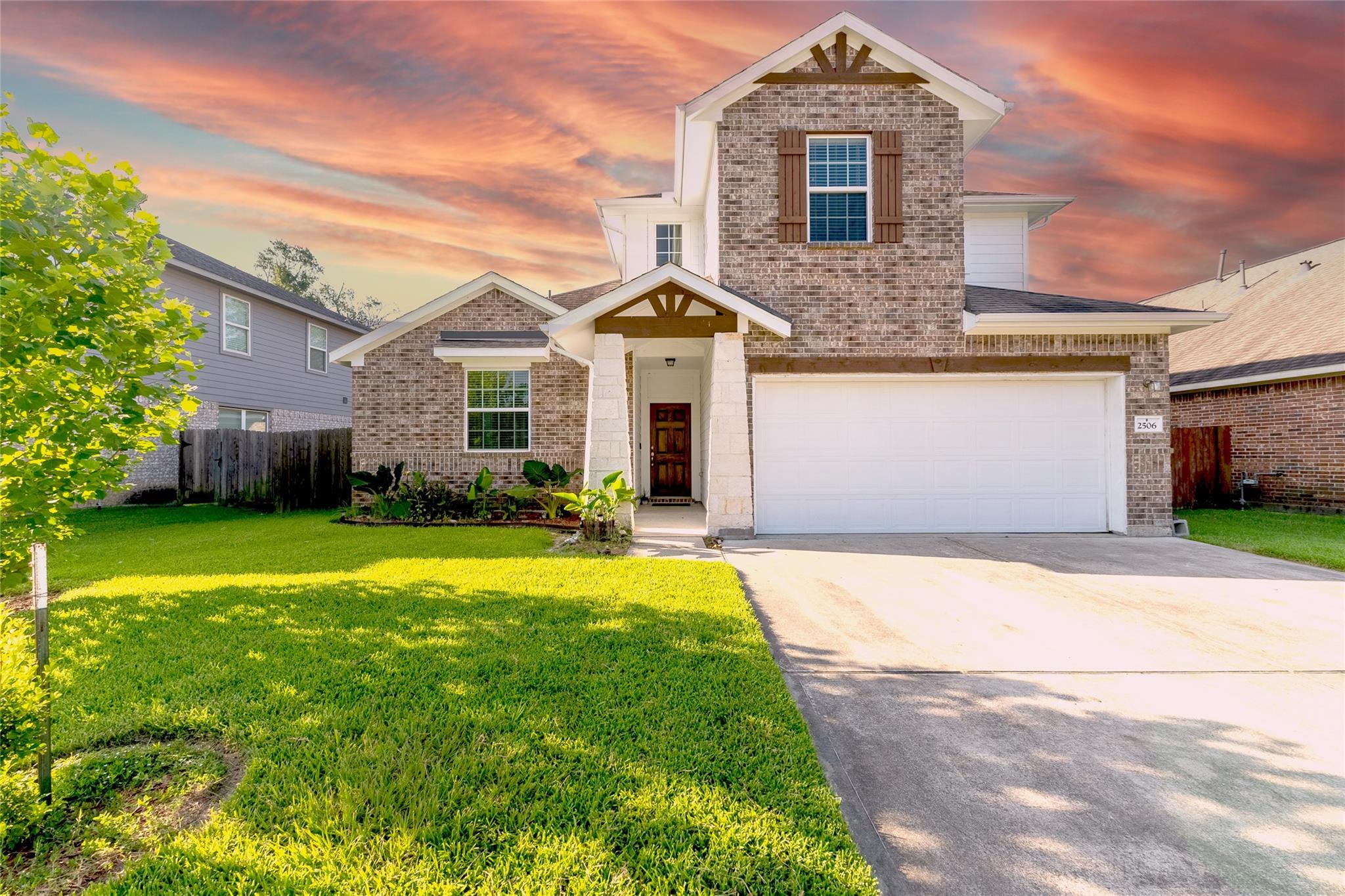 2506 Bay Hill Drive — photo