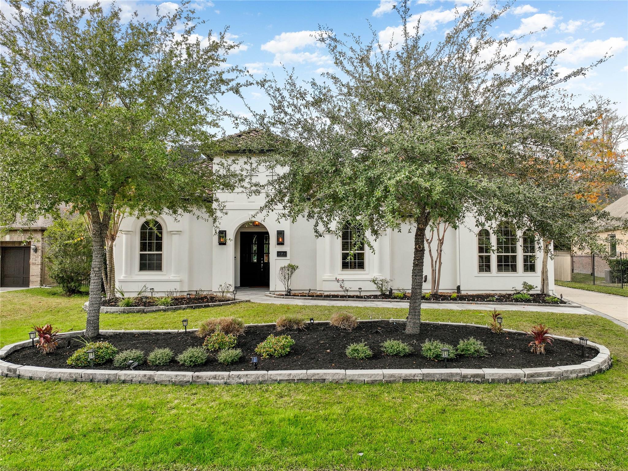 7 Valley Cottage Place — photo
