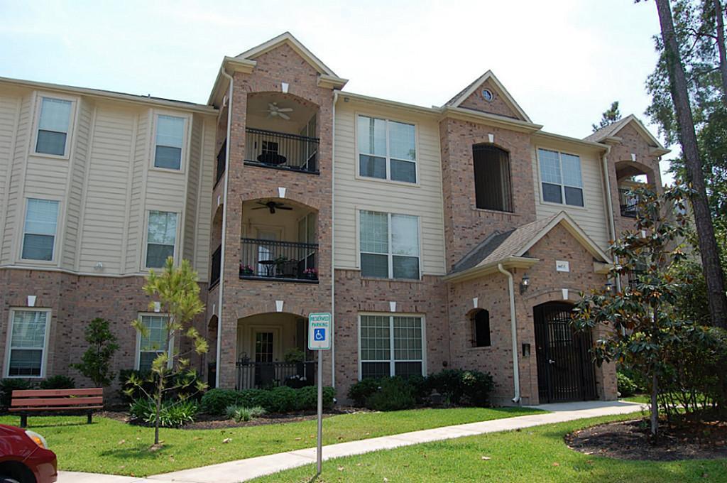 6607 Lake Woodlands Dr #531 — photo