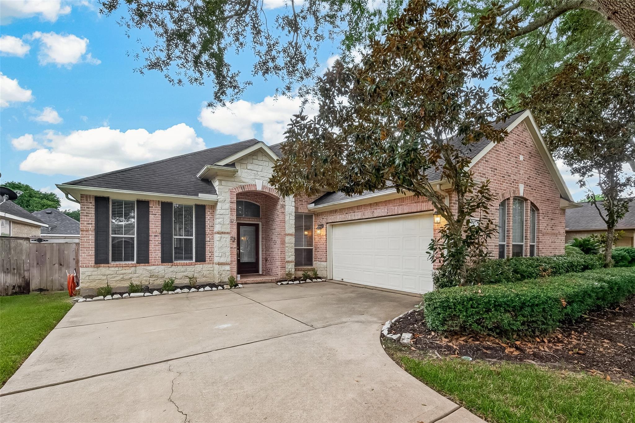 3315 Long Briar Lane — photo