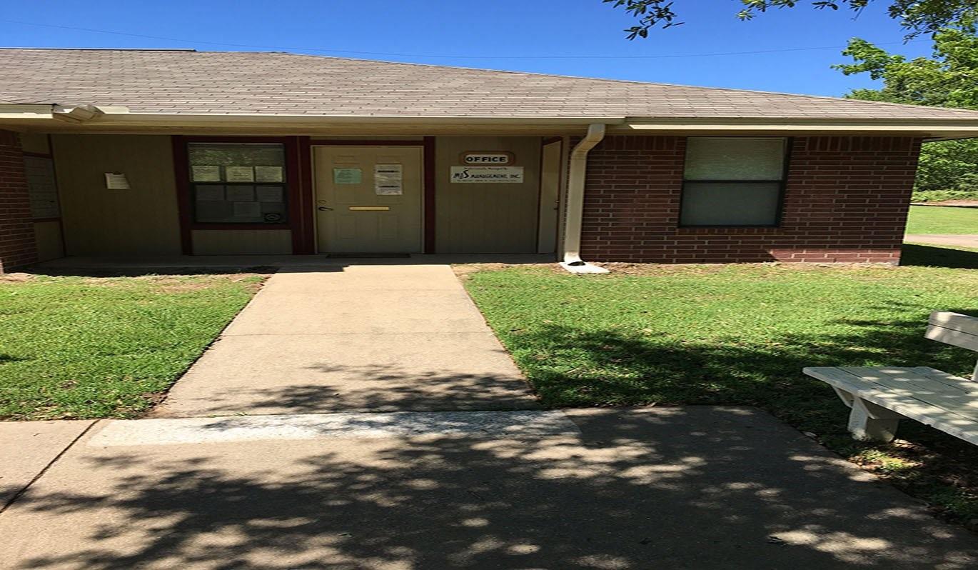 125 Elders Dr — photo