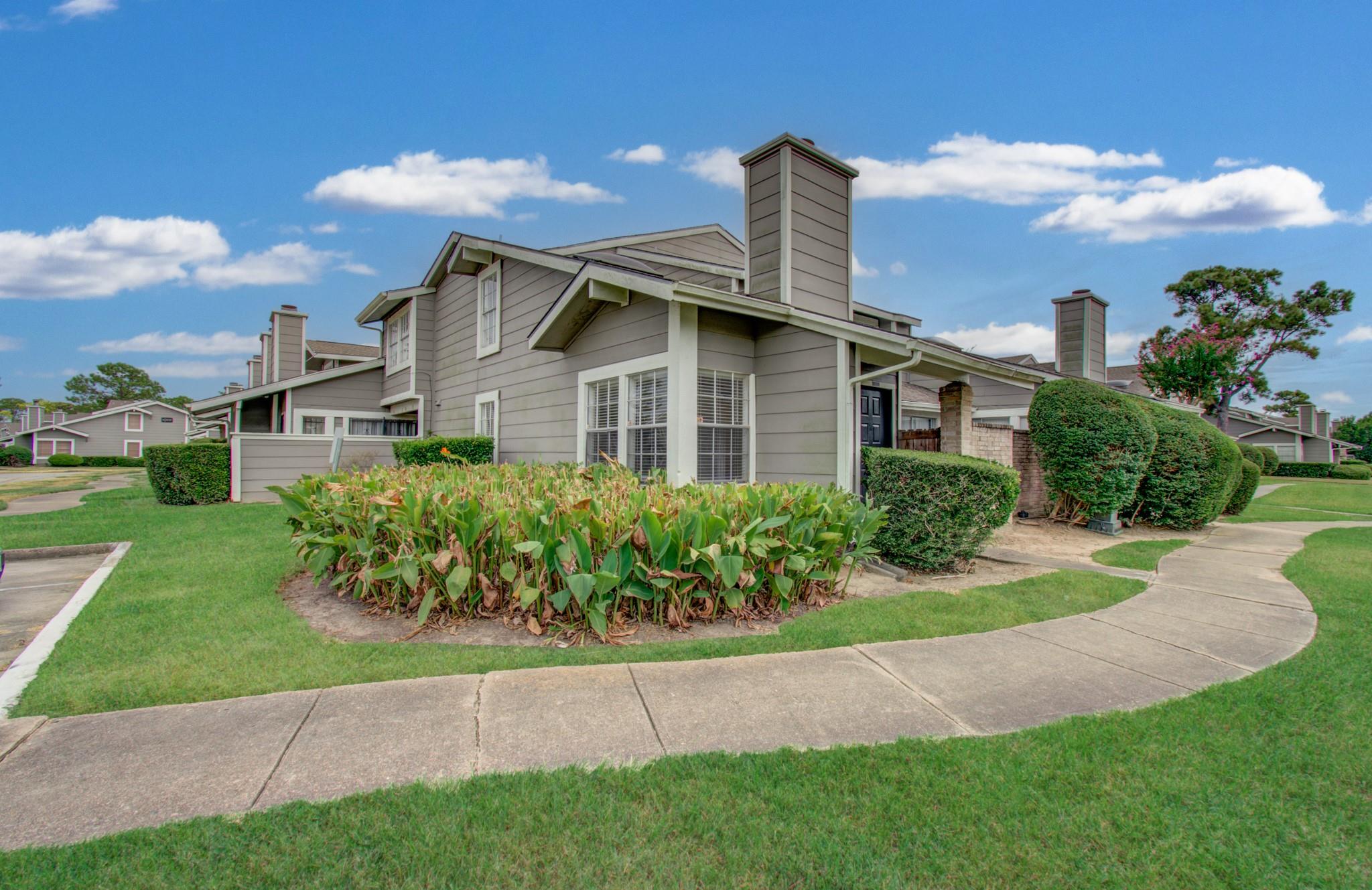 12203 Sandpiper Drive #122 — photo