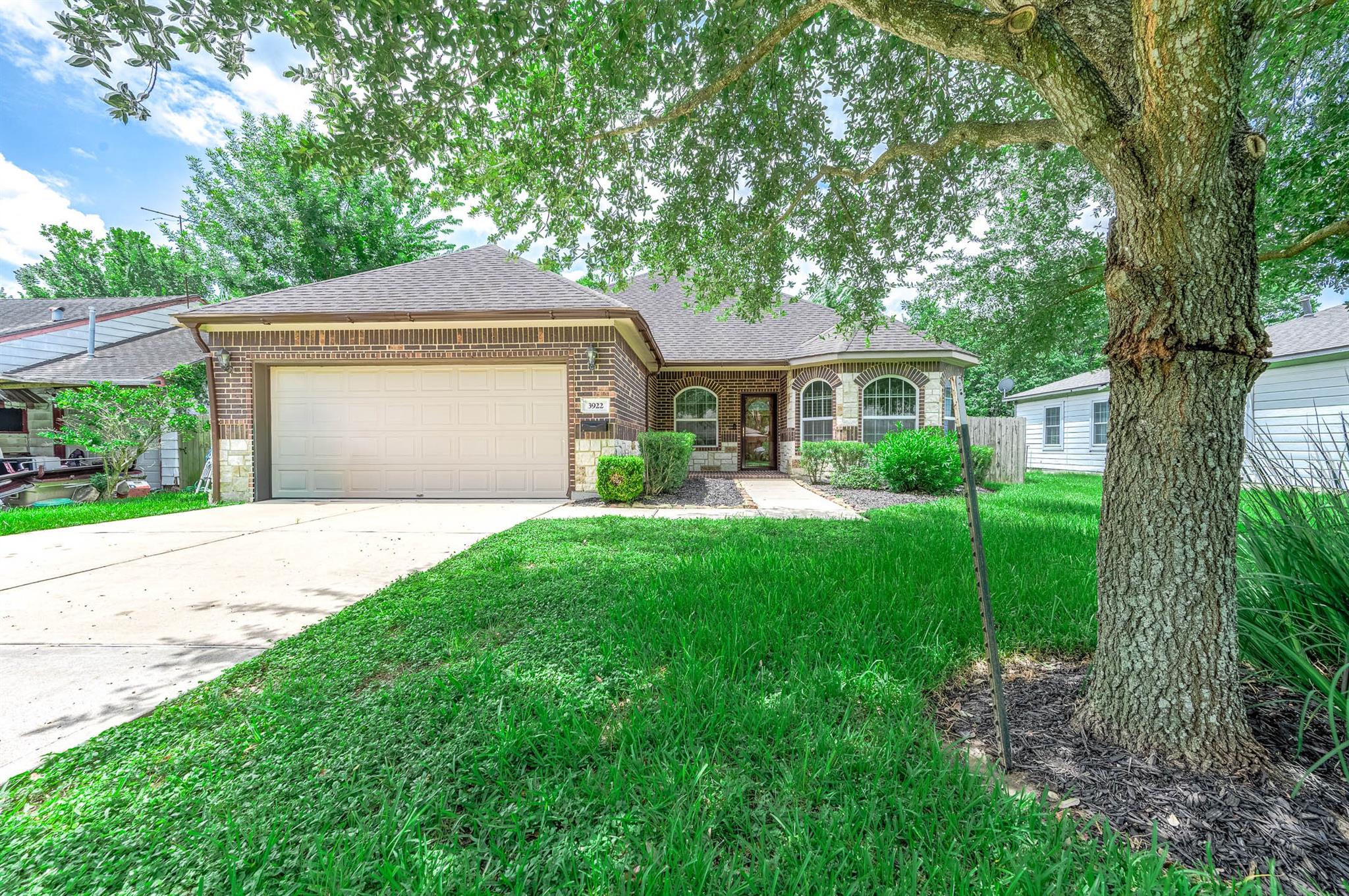 3922 Faulkner Street — photo