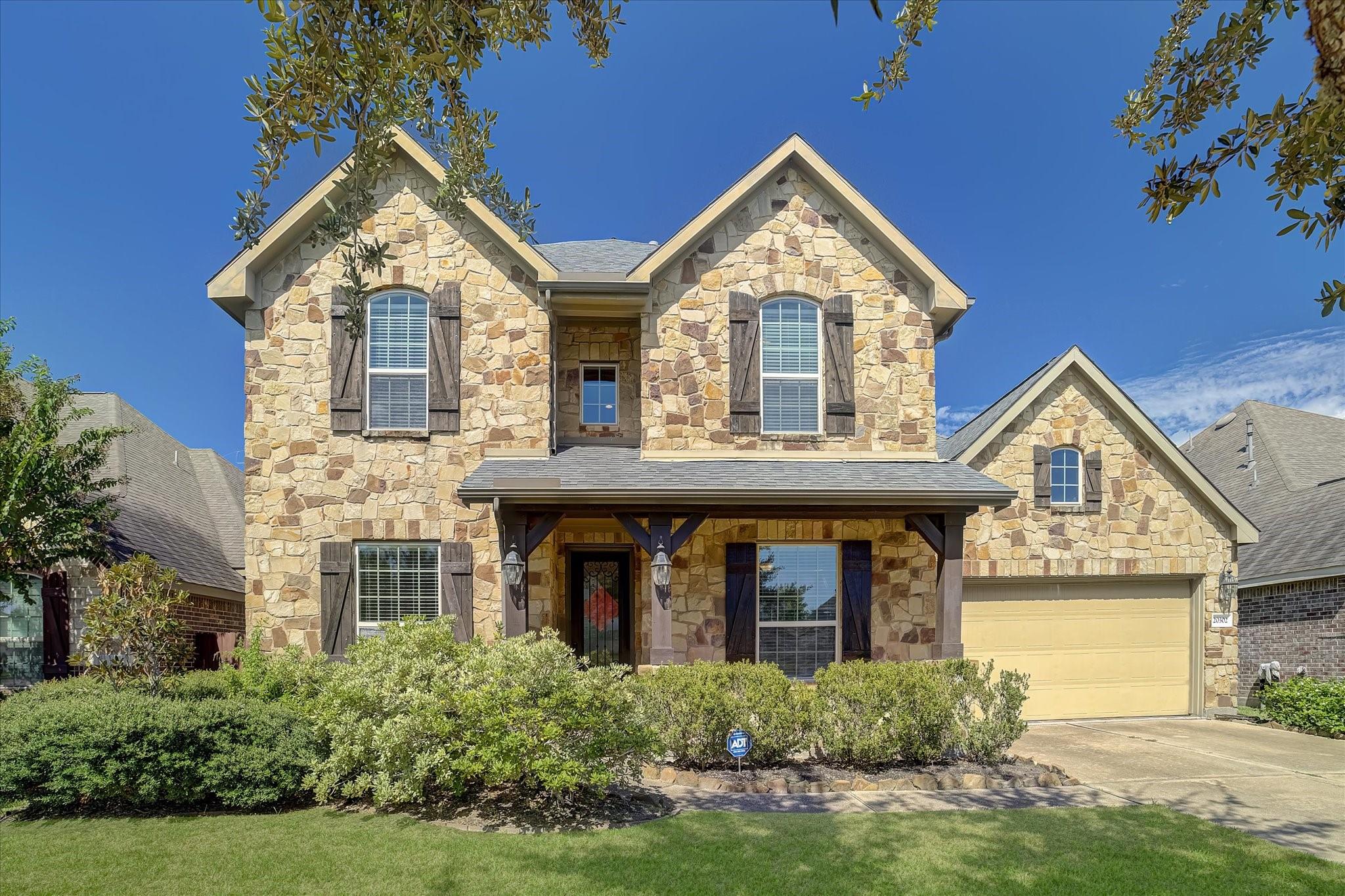 20302 Bandera Lake Lane — photo