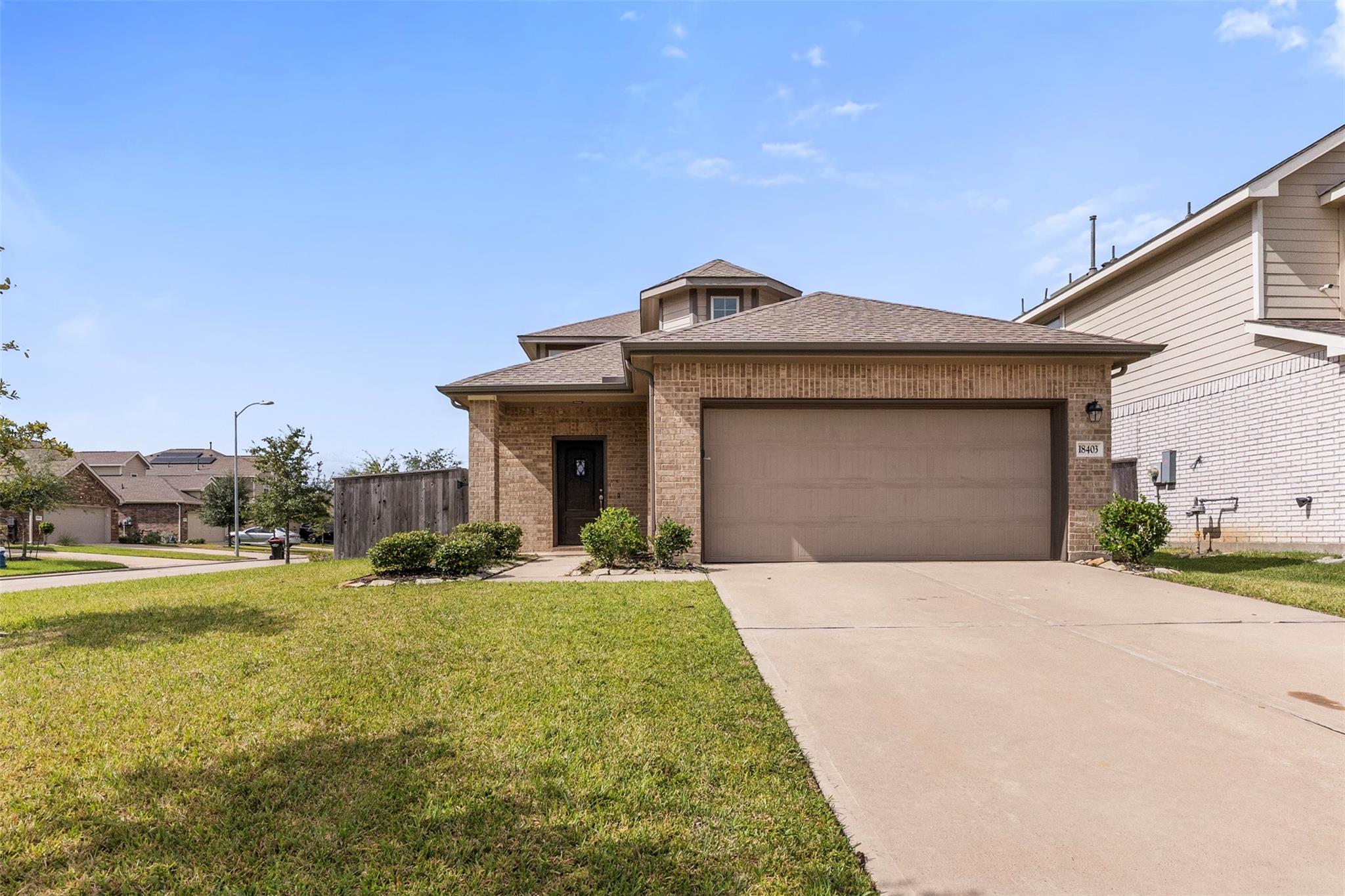 18403 Cobalt Cove Lane — photo