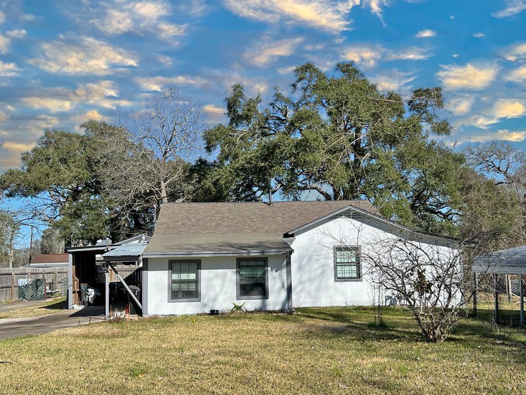 1272 Pecan Street — photo