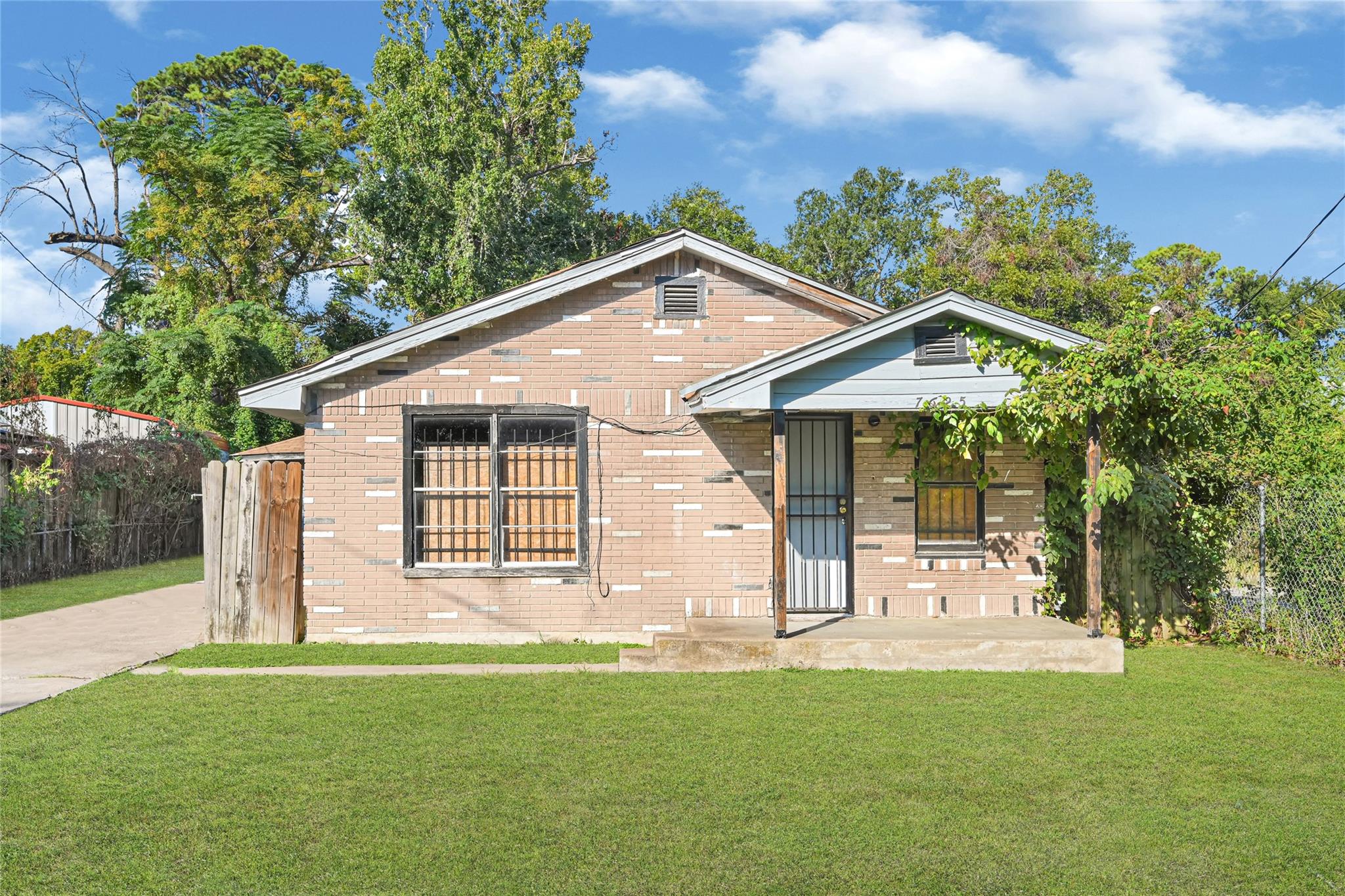 7625 Pointer Street, Houston, TX 77016 — photo 2