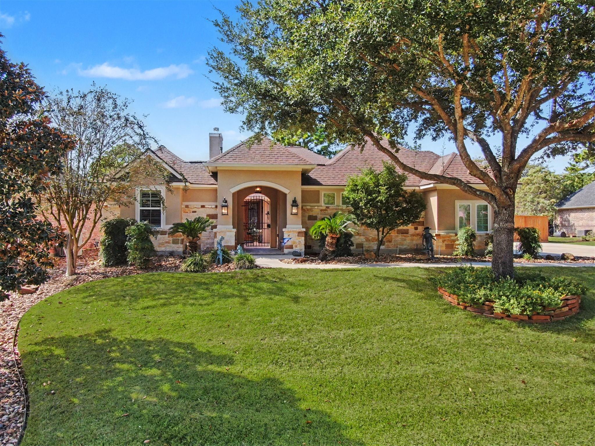 124 Wycliffe Drive — photo