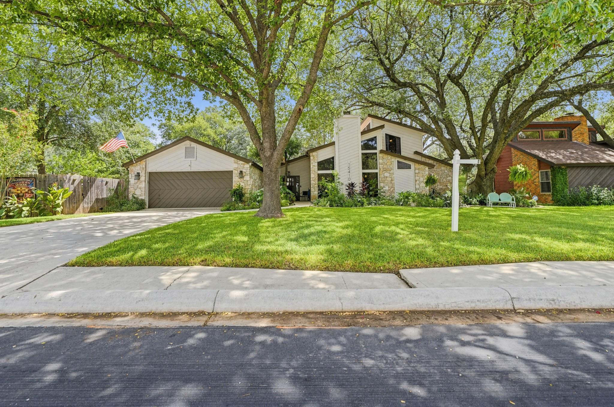 15410 Long Creek Street — photo