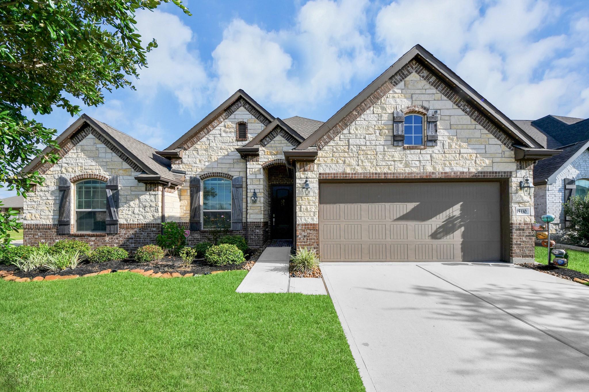 15330 Lancaster Falls Drive — photo