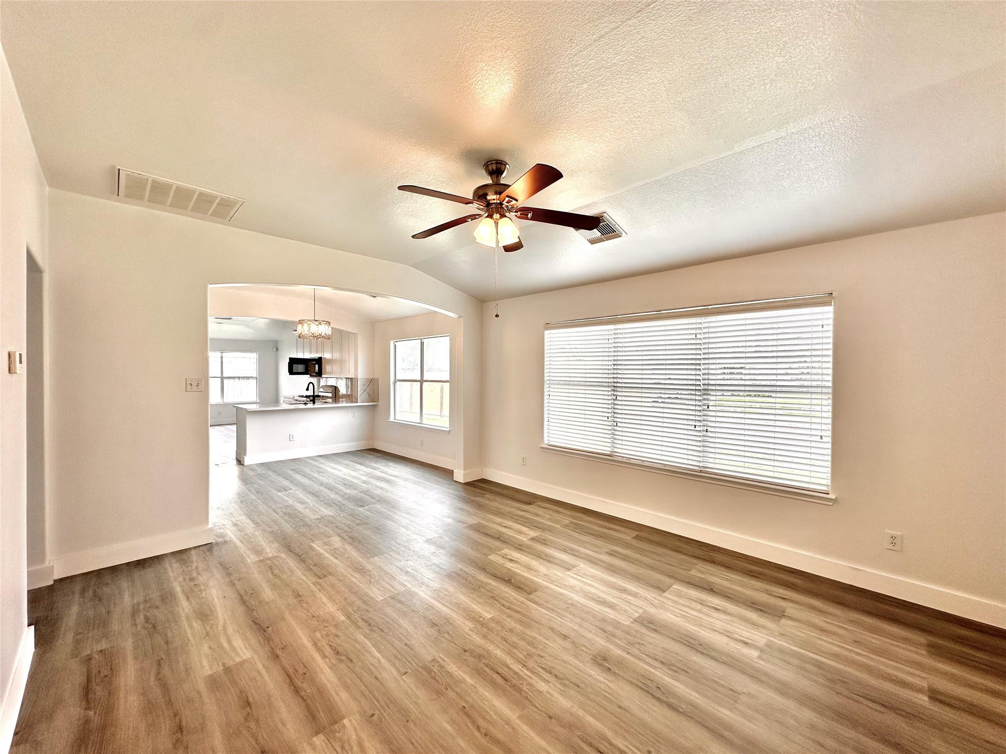 8202 Radial Court, Rosharon, TX 77583 — photo 3