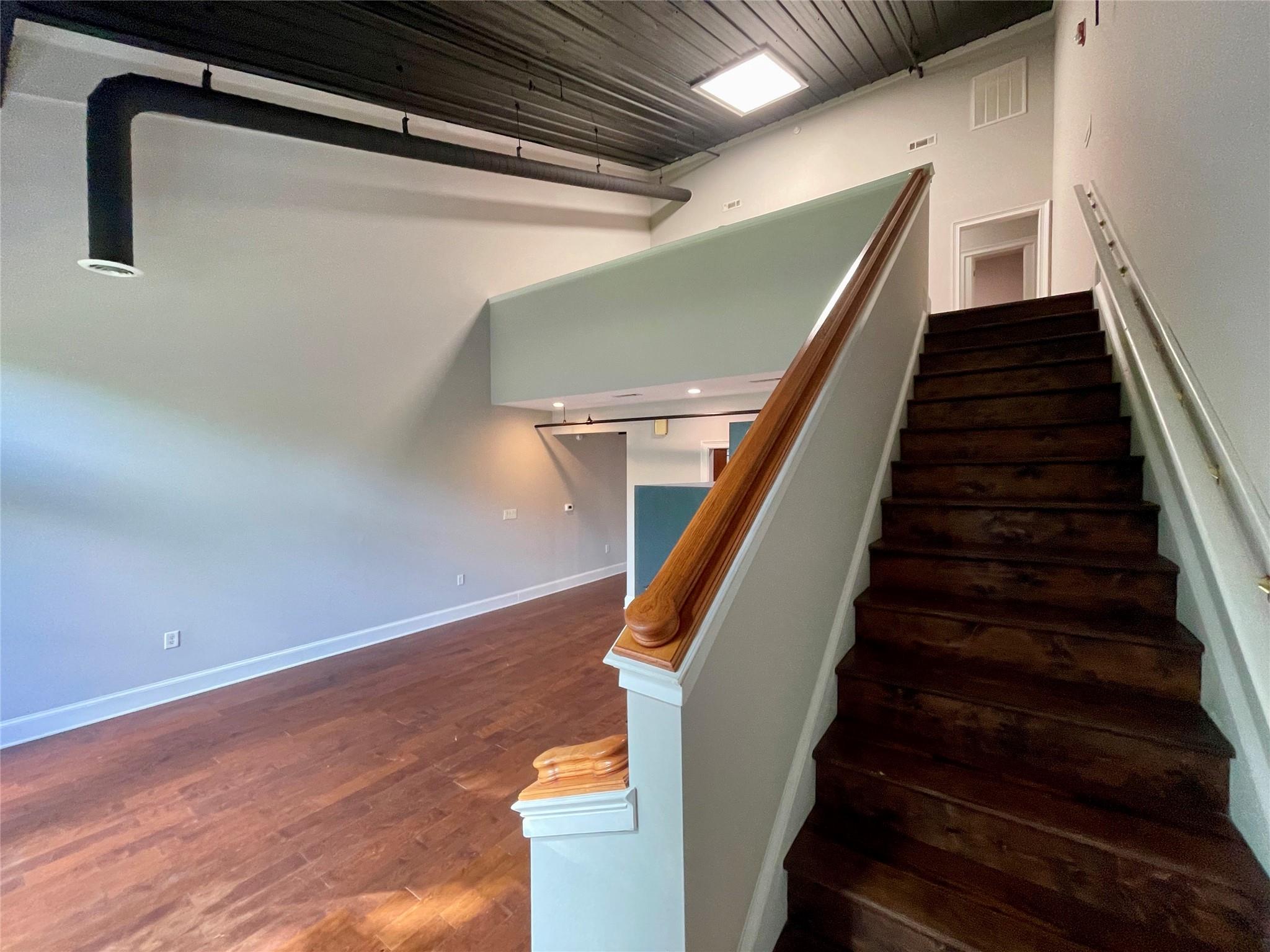250 W Washington Street #4 — photo