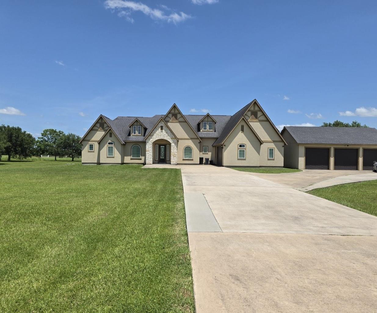 17111 Dewberry Lane — photo