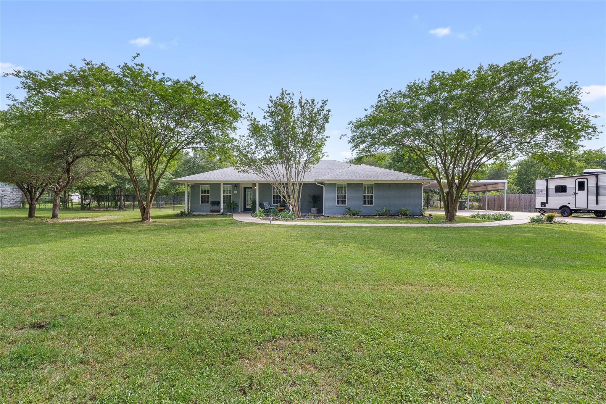 10462 Woodview Drive — photo