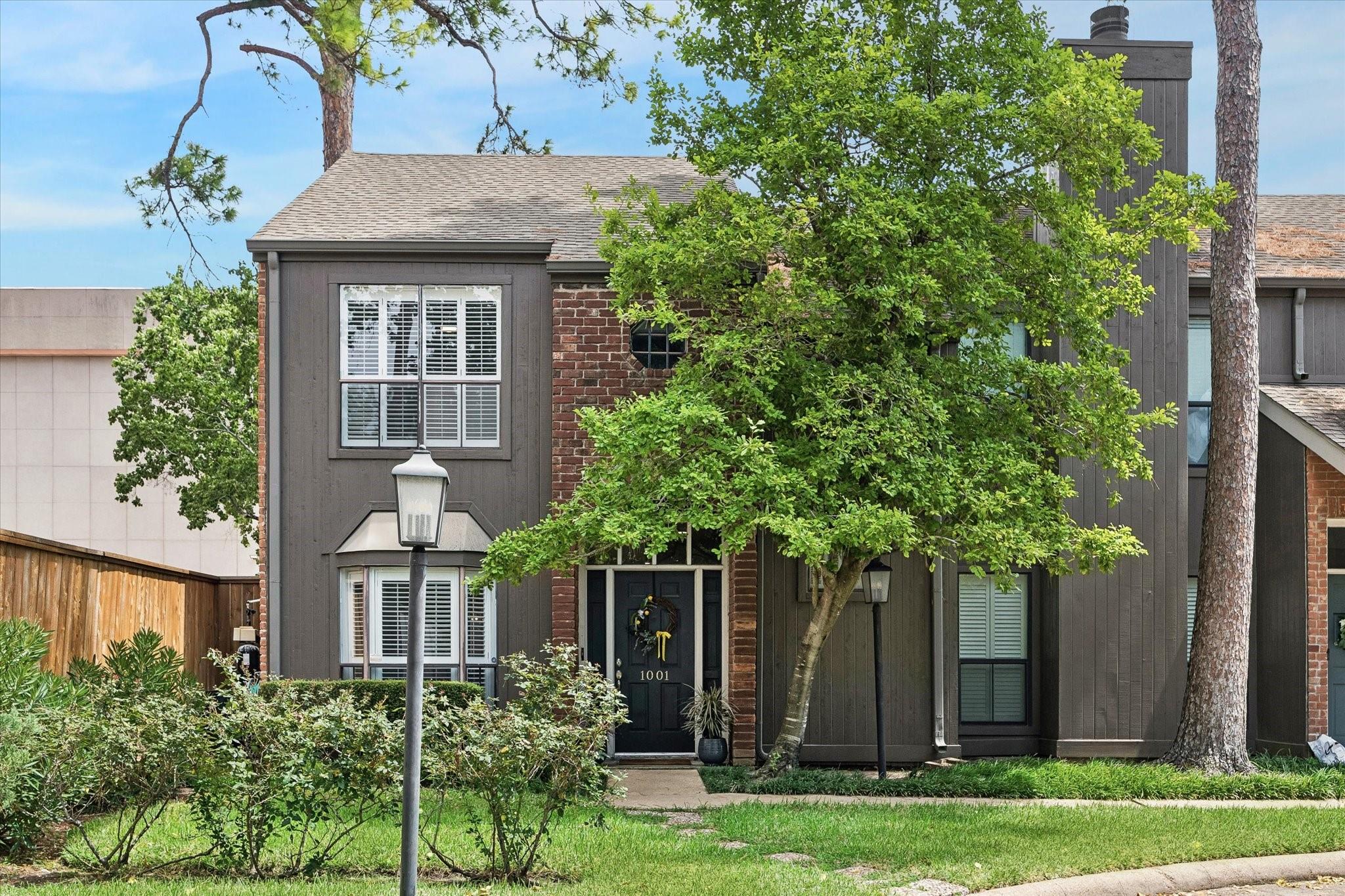 701 Bering Drive #1001 — photo