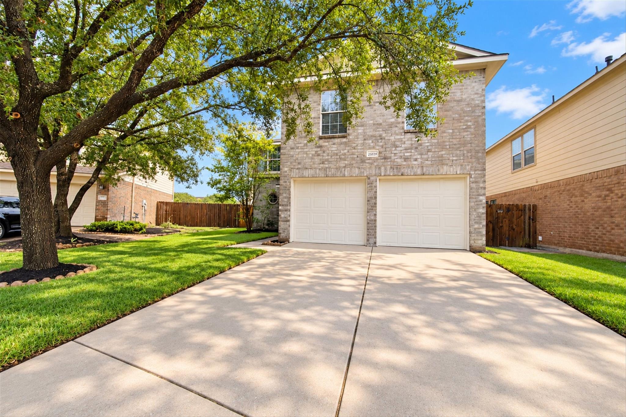 25039 Galium Meadows — photo
