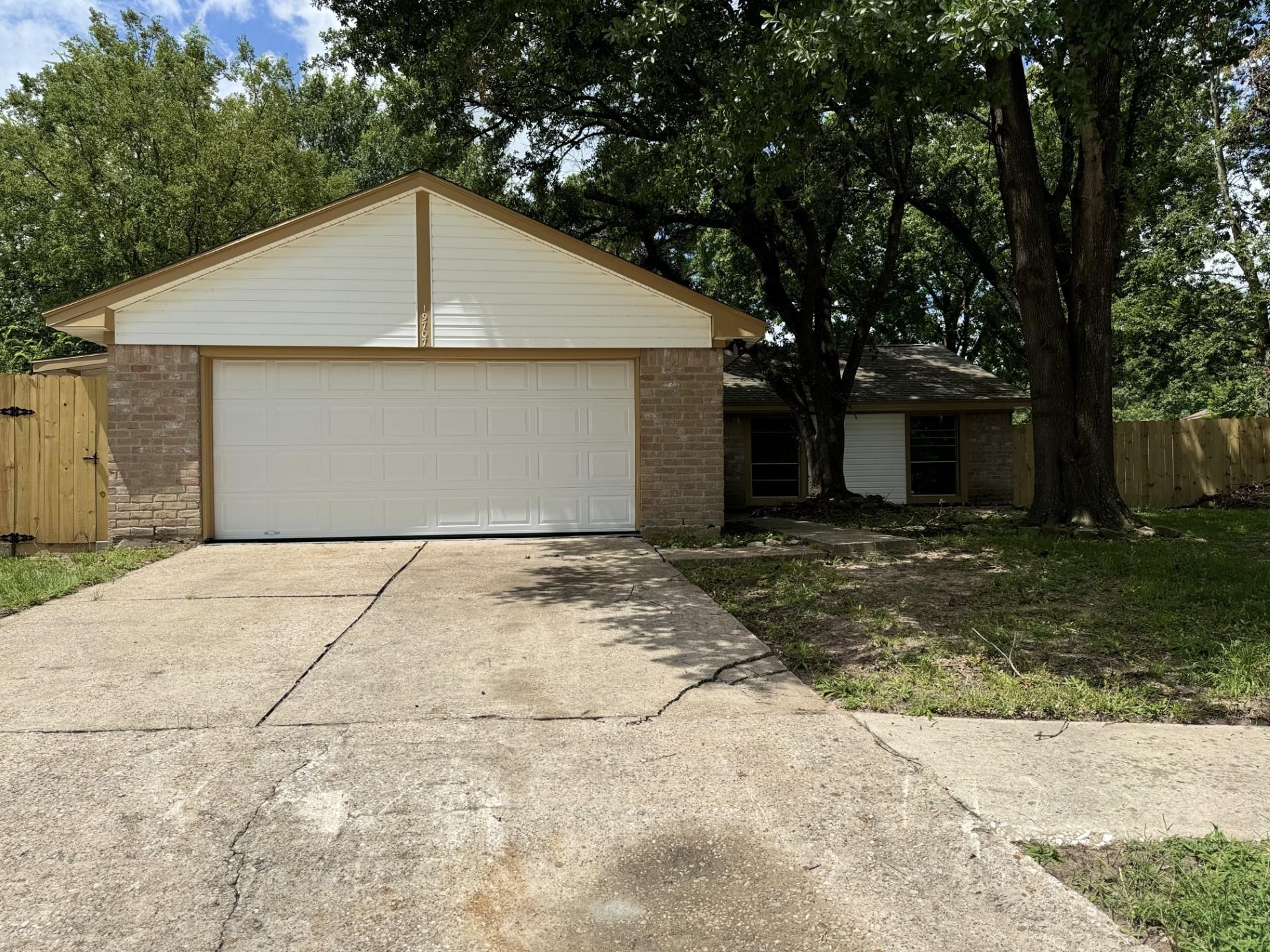 19707 Misty Pines Court — photo