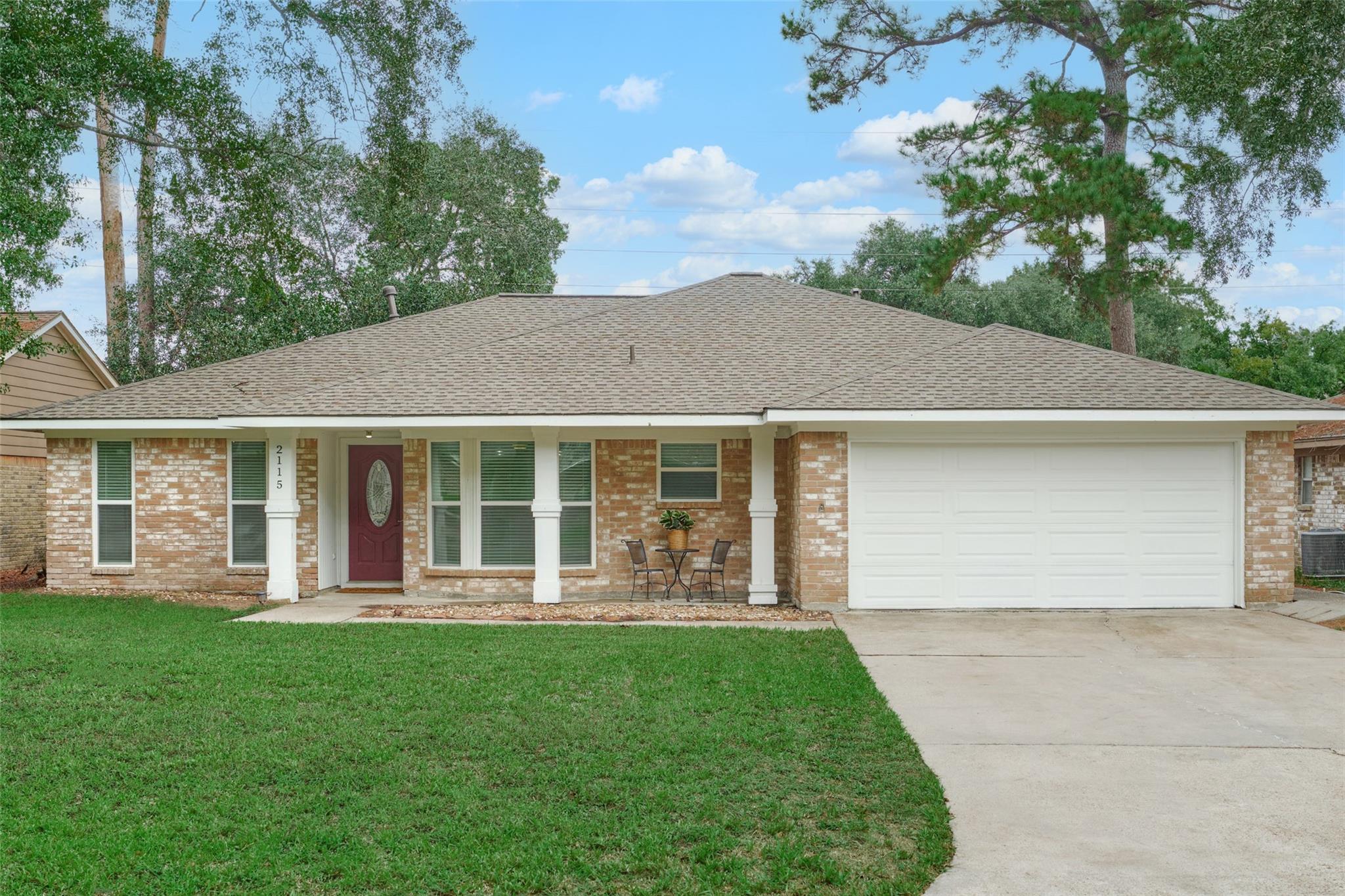 2115 Wickburn Drive — photo