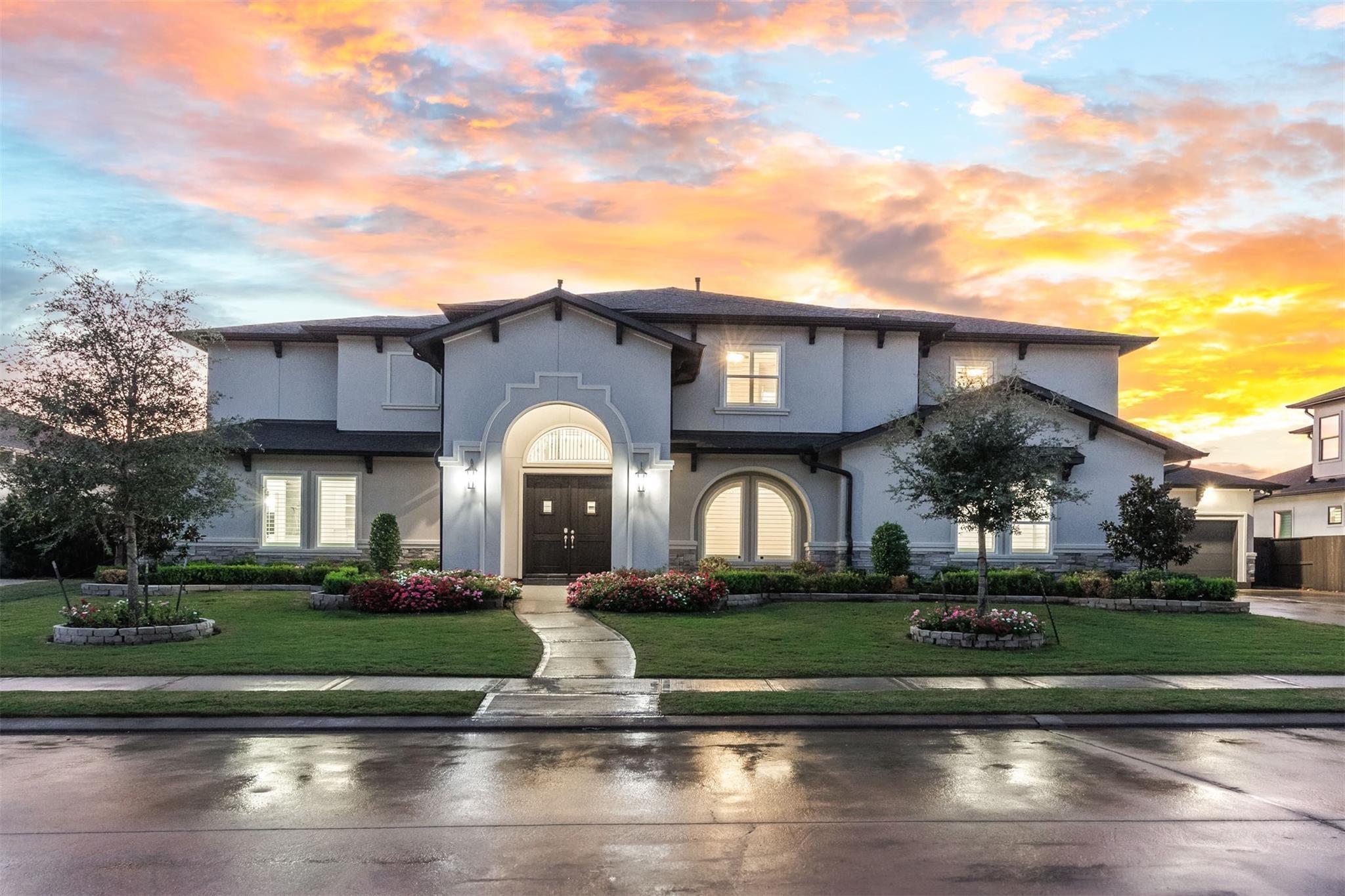2311 Legends Way — photo