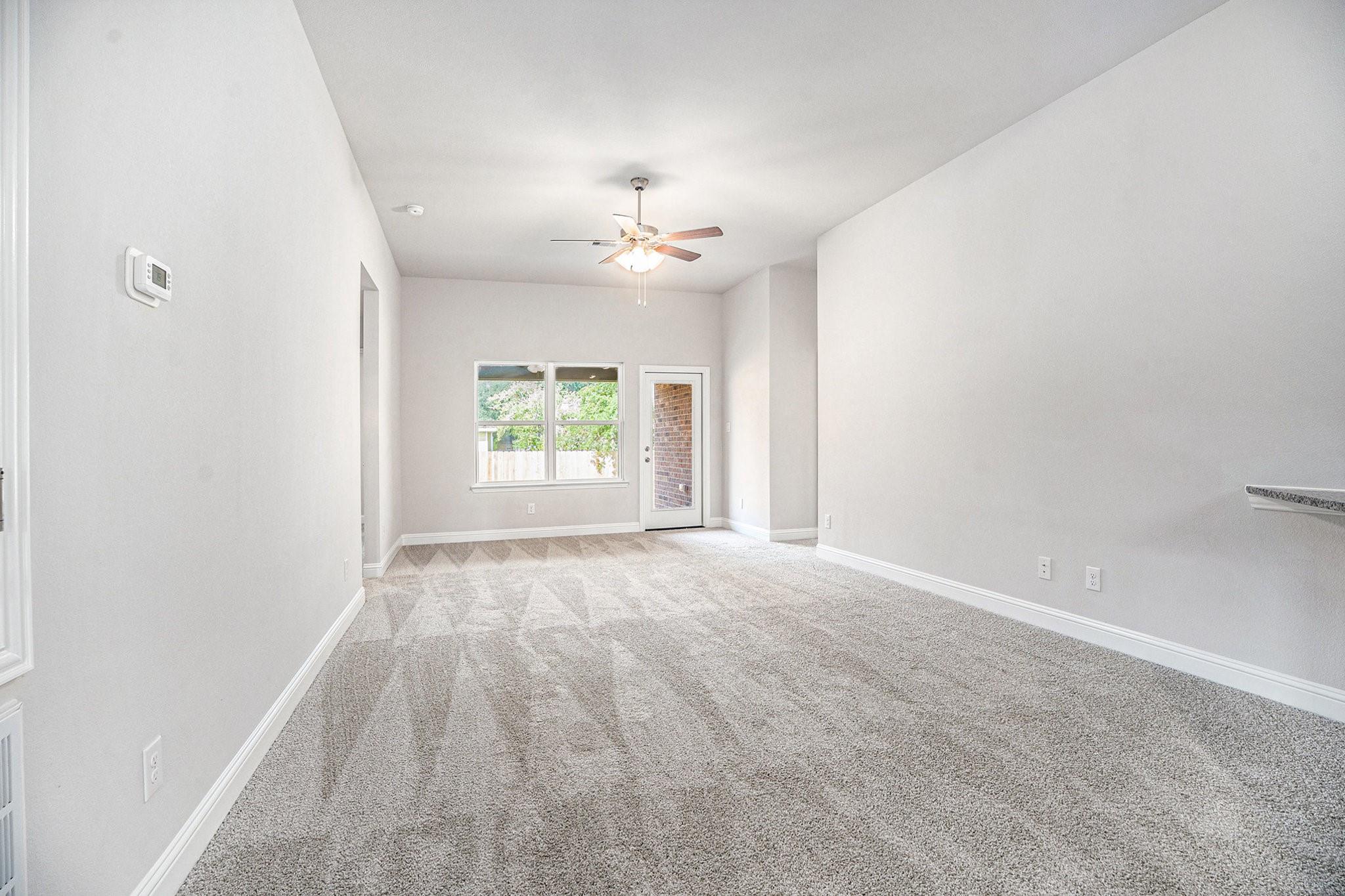 424 Bryan Way, Angleton, TX 77515 — photo 3