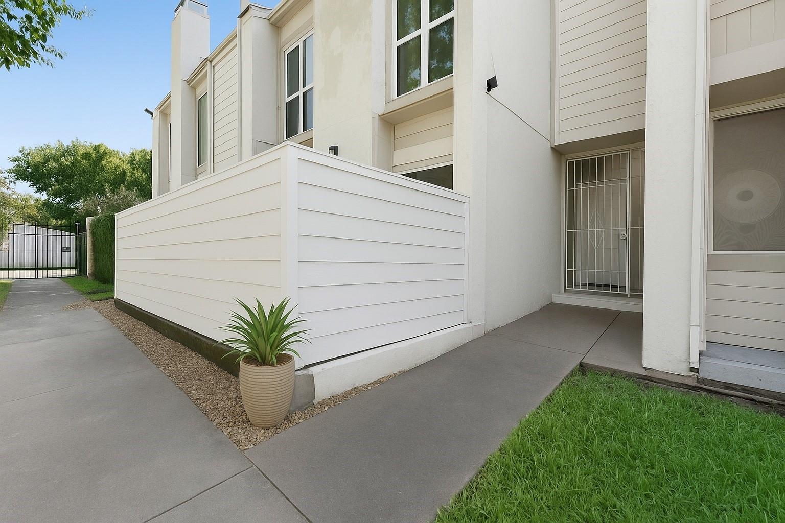 6019 Winsome Lane #2 — photo