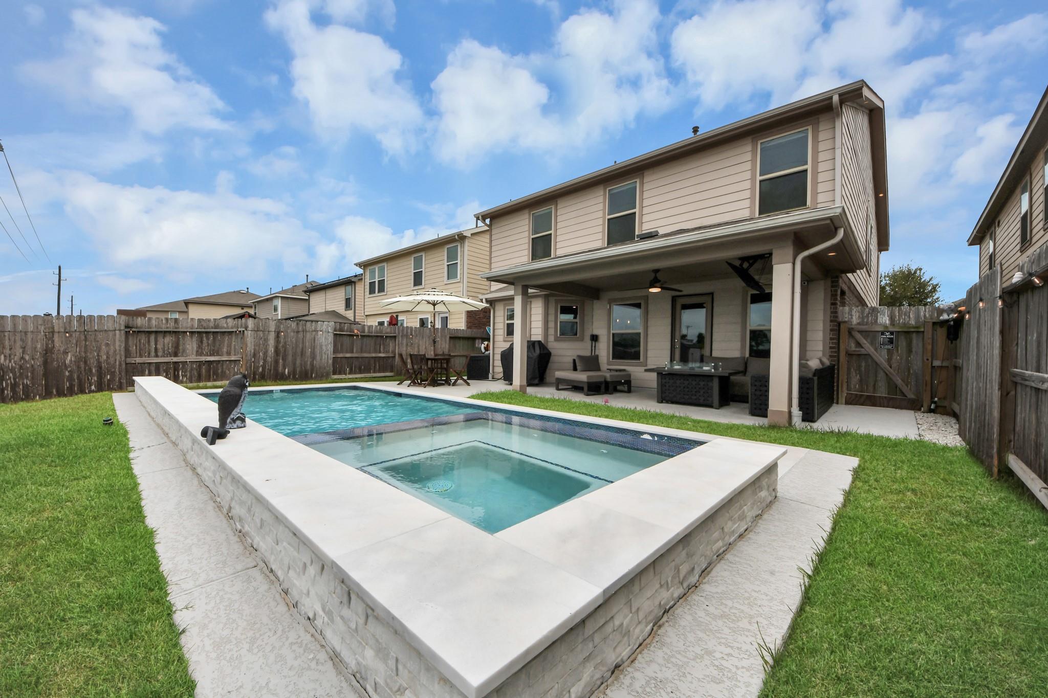25222 Laird Knoll Street — photo